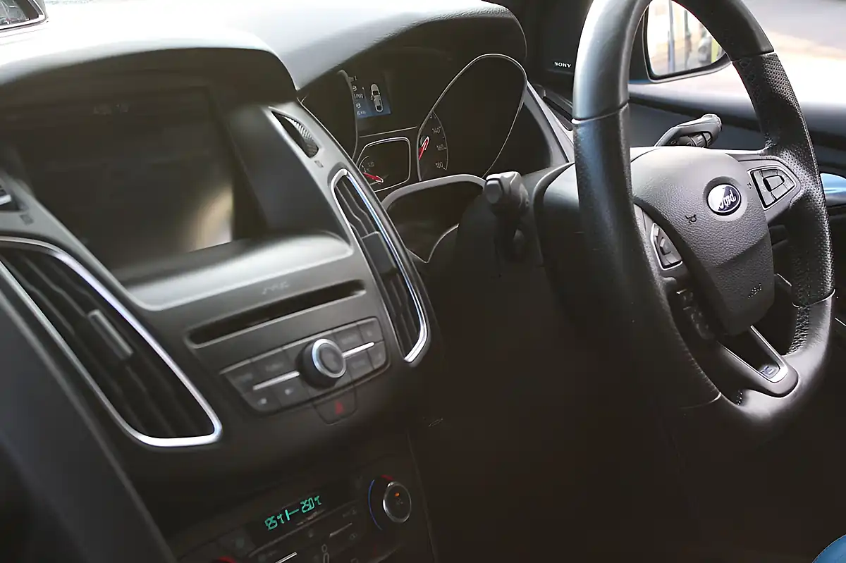 Used 2016 Ford Focus RS Blue - Interior and Exterior details 14