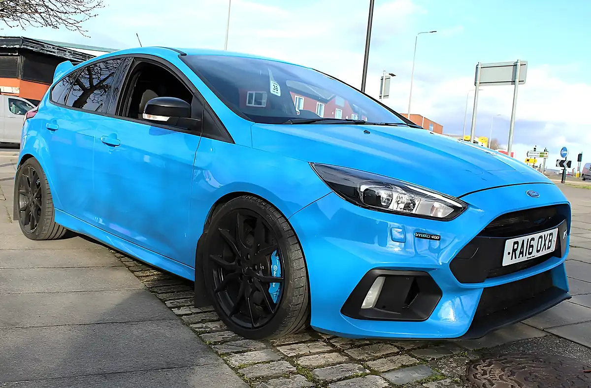 Used 2016 Ford Focus RS Blue - Interior and Exterior details 6