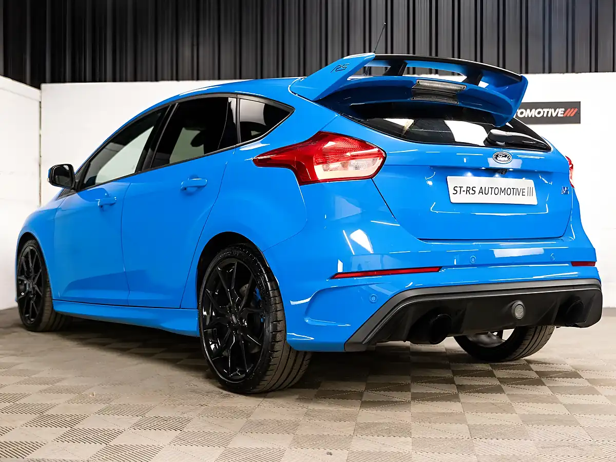 Used 2016 Ford Focus RS Blue - Interior and Exterior details 7