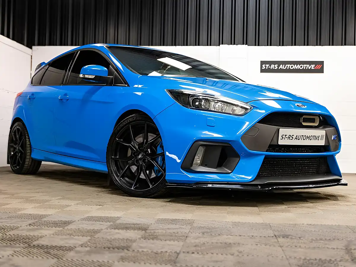 Used 2016 Ford Focus RS Blue - Front View