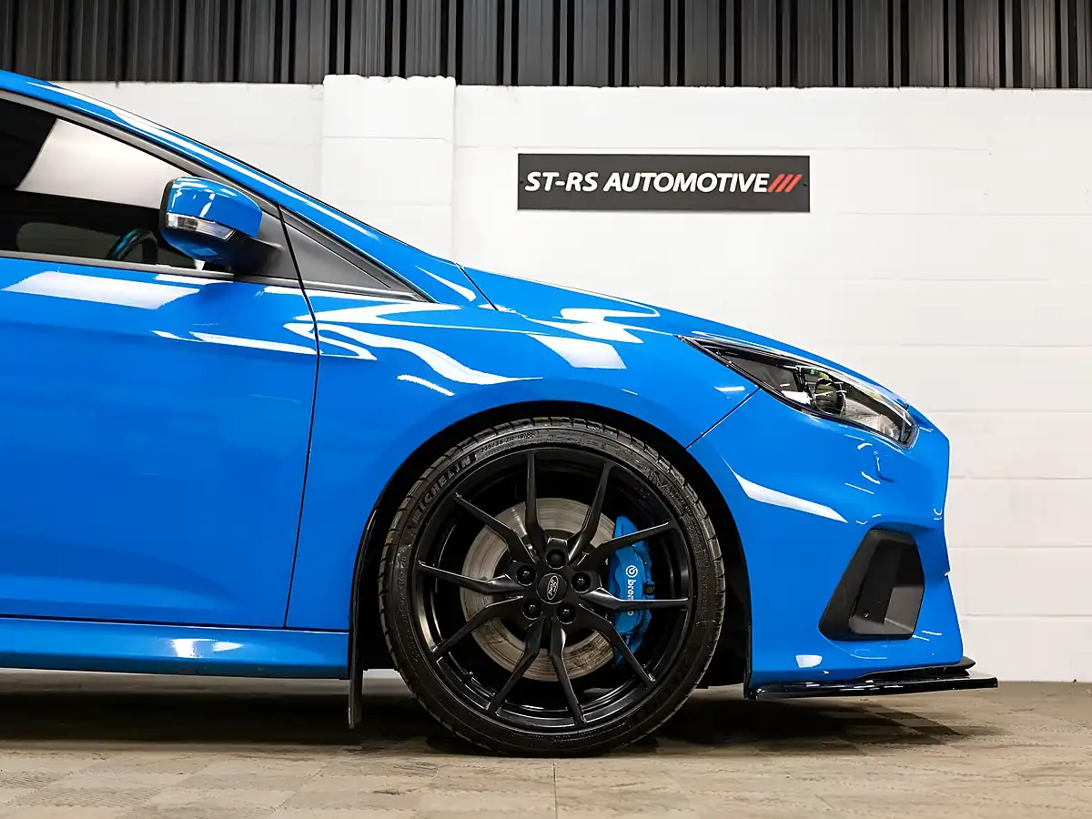 Used 2016 Ford Focus RS Blue - Interior and Exterior details 6