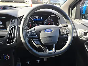 Used 2016 Ford Focus RS Blue - Interior and Exterior details 11