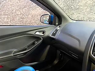 Used 2016 Ford Focus RS Blue - Interior and Exterior details 14