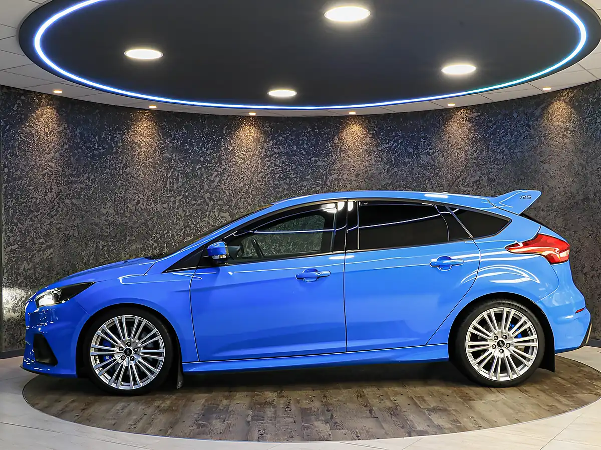 Used 2016 Ford Focus RS Blue - Interior and Exterior details 6