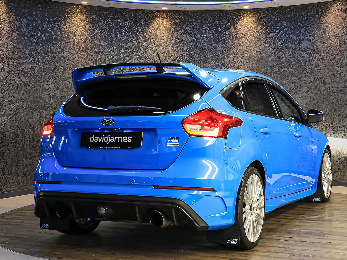 Used 2016 Ford Focus RS Blue - Interior and Exterior details 9