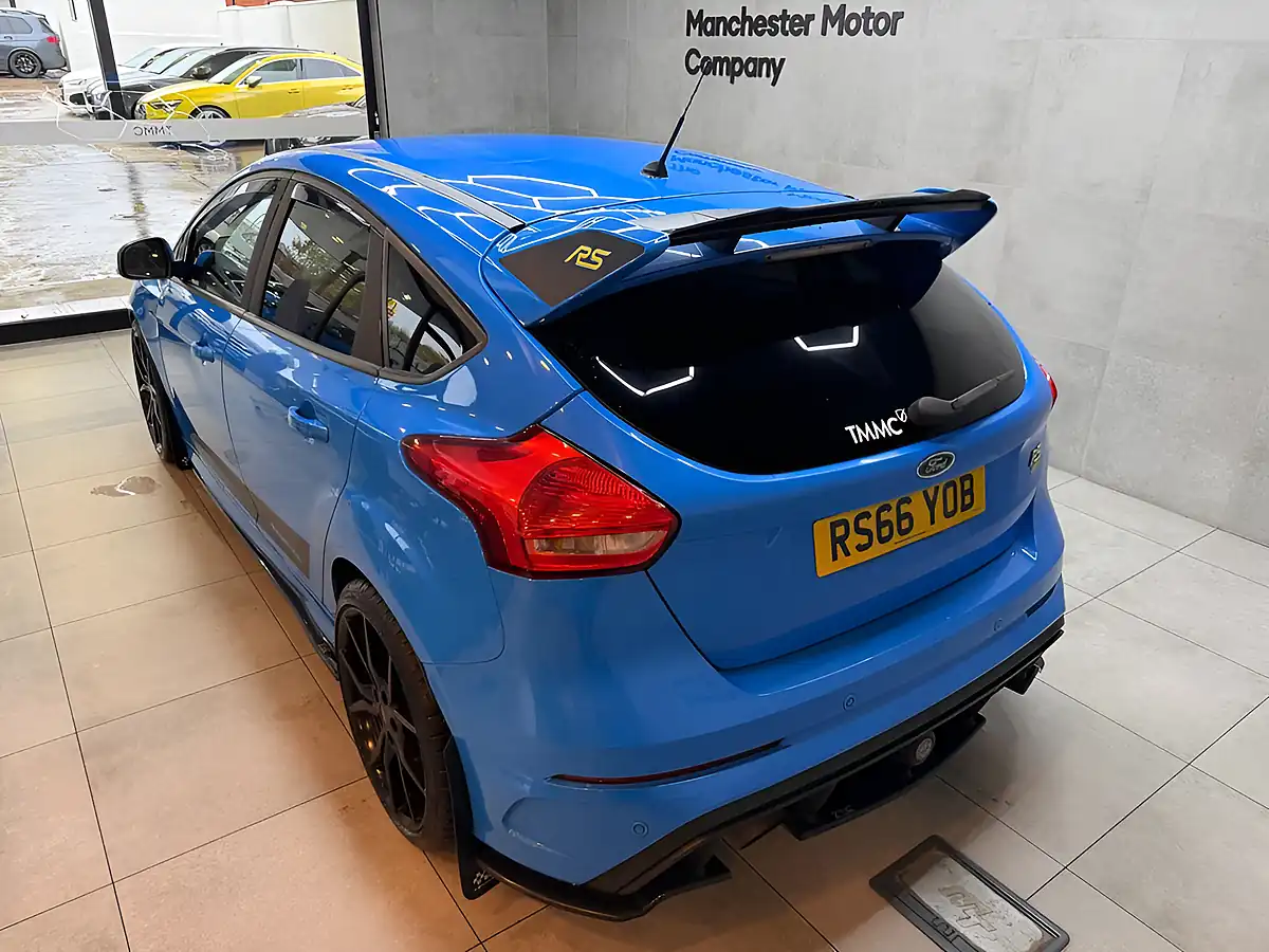 Used 2016 Ford Focus RS Blue - Interior and Exterior details 4