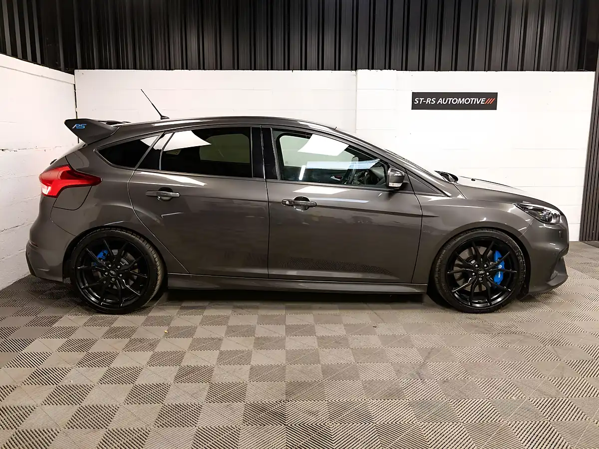Used 2016 Ford Focus RS Grey - Interior and Exterior details 10
