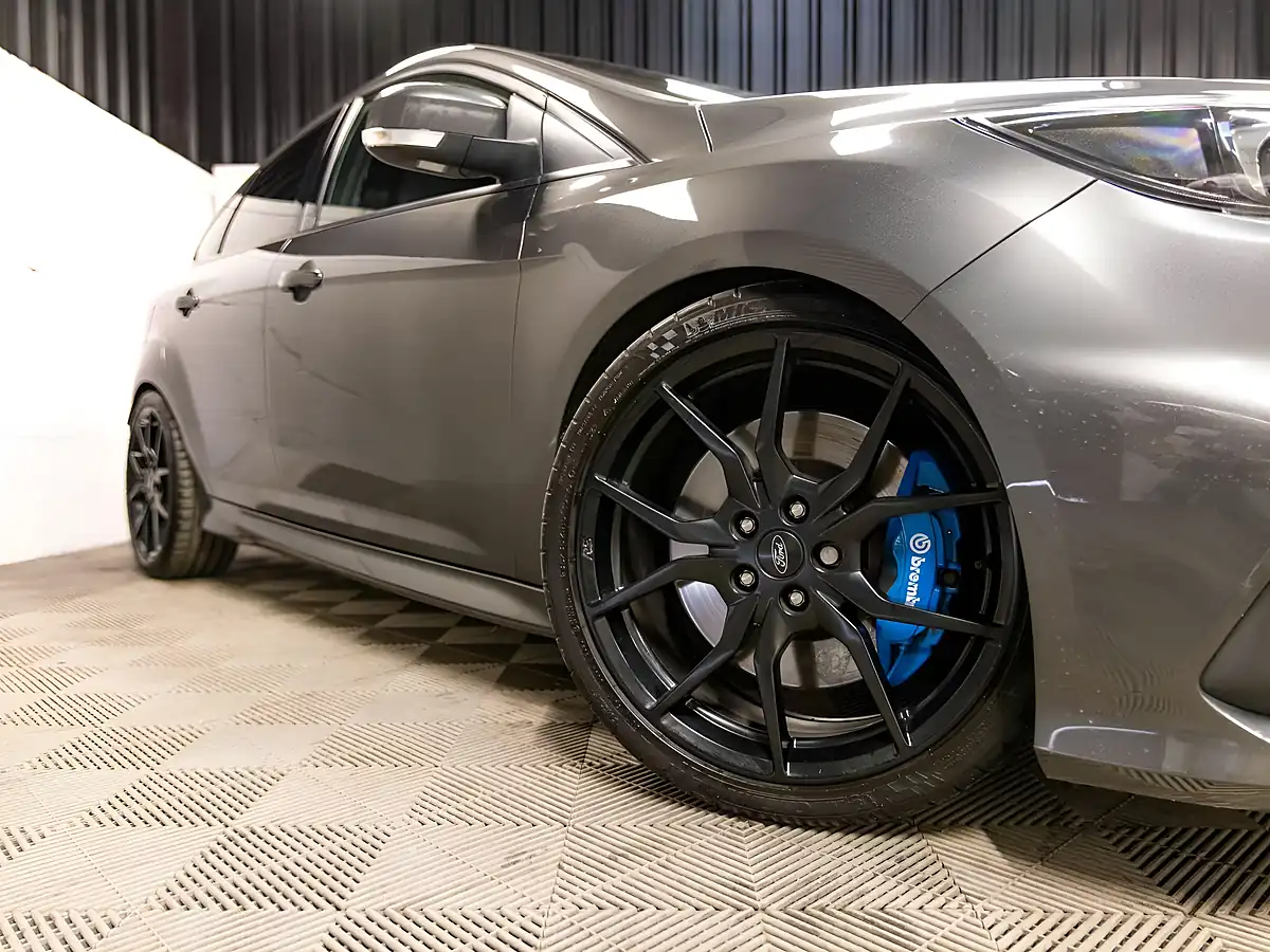 Used 2016 Ford Focus RS Grey - Interior and Exterior details 18