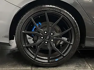 Used 2016 Ford Focus RS Grey - Interior and Exterior details 15