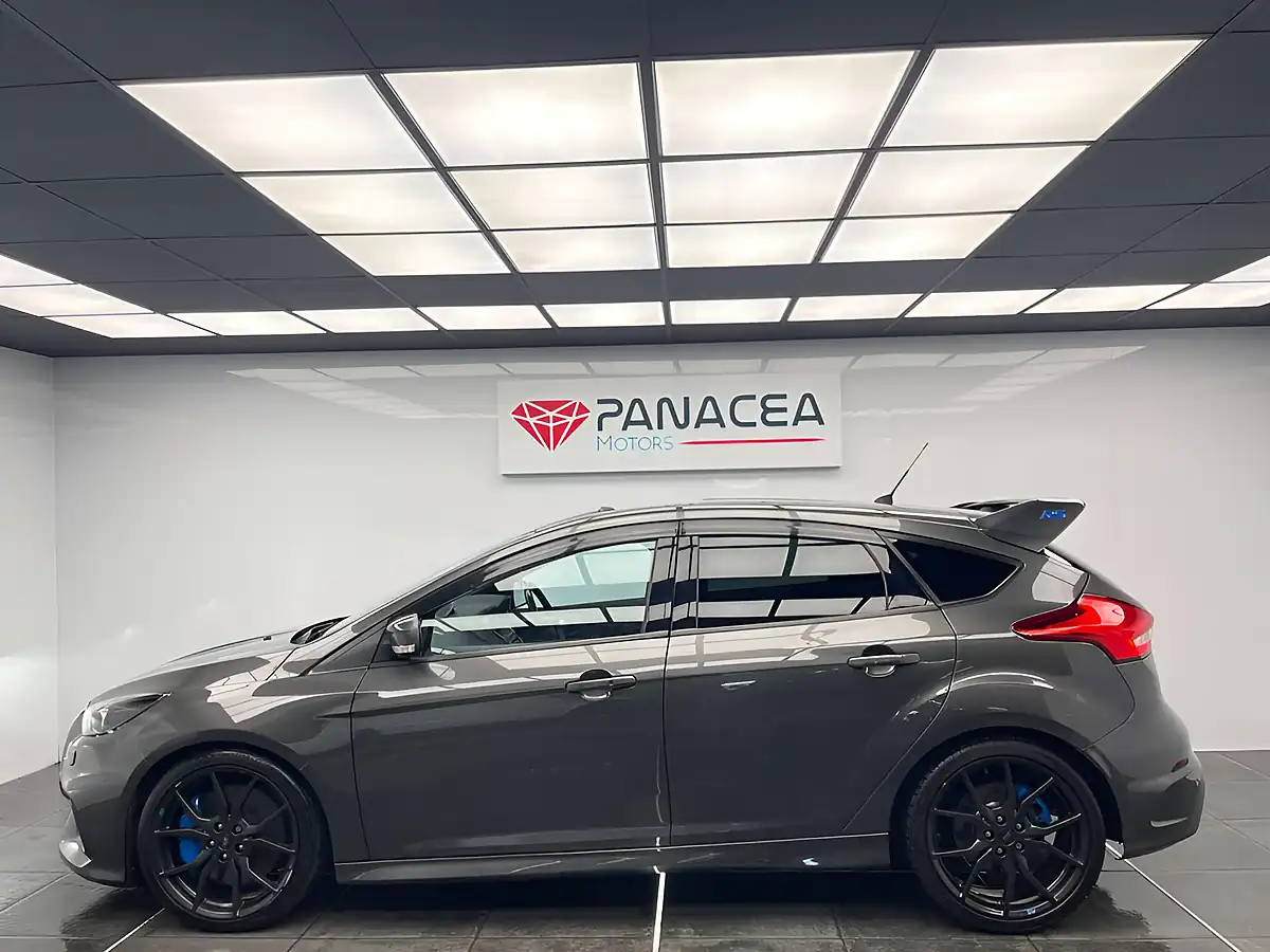 Used 2016 Ford Focus RS Grey - Interior and Exterior details 16