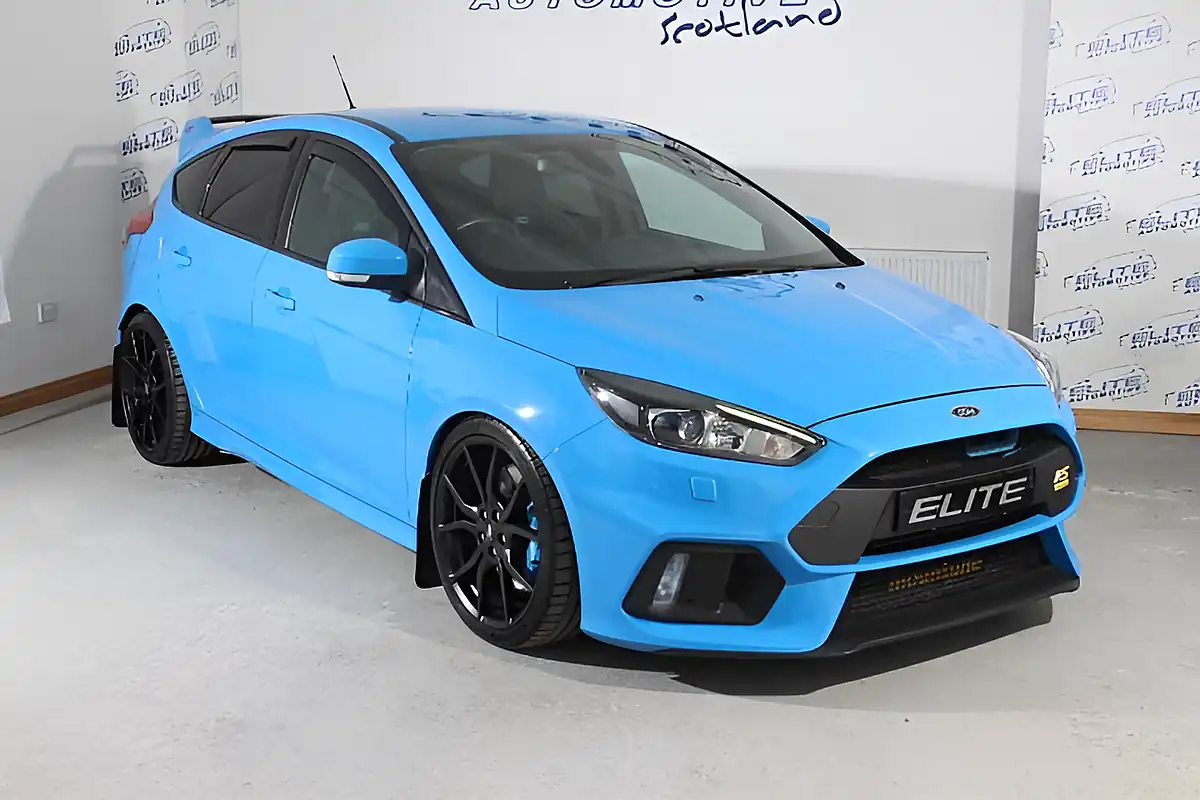Used 2016 Ford Focus RS Nitrous Blue - Interior and Exterior details 5
