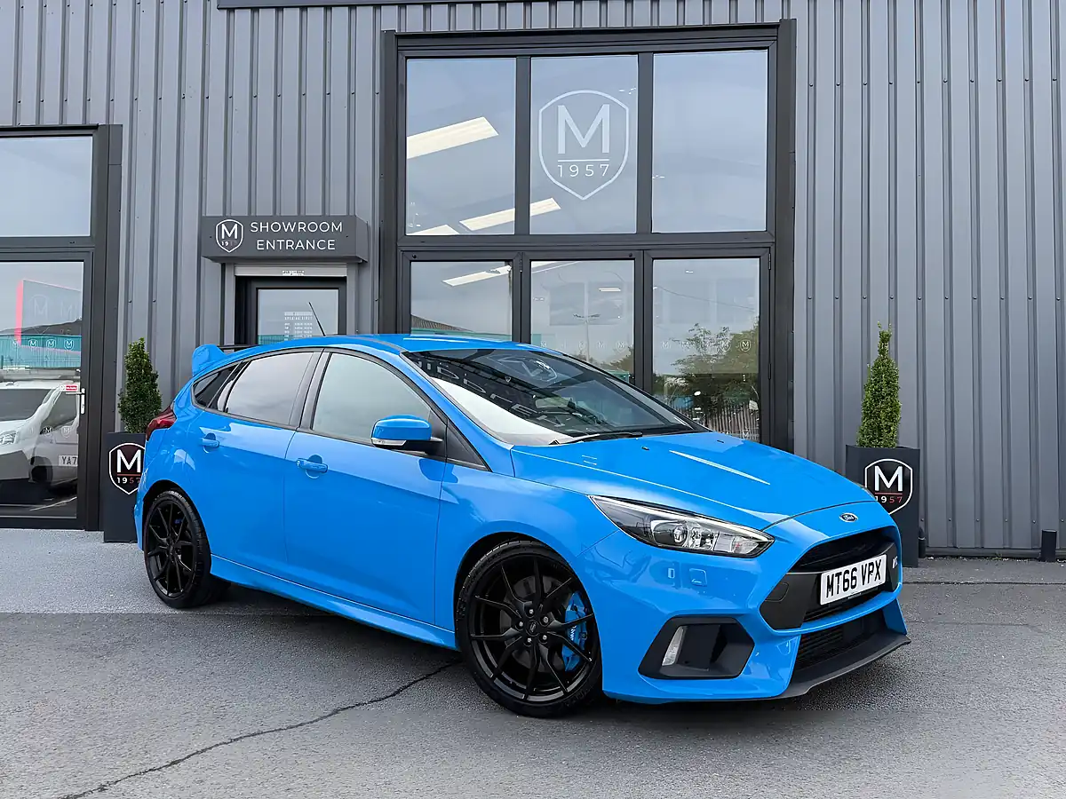 Used 2016 Ford Focus RS Nitrous Blue - Front View