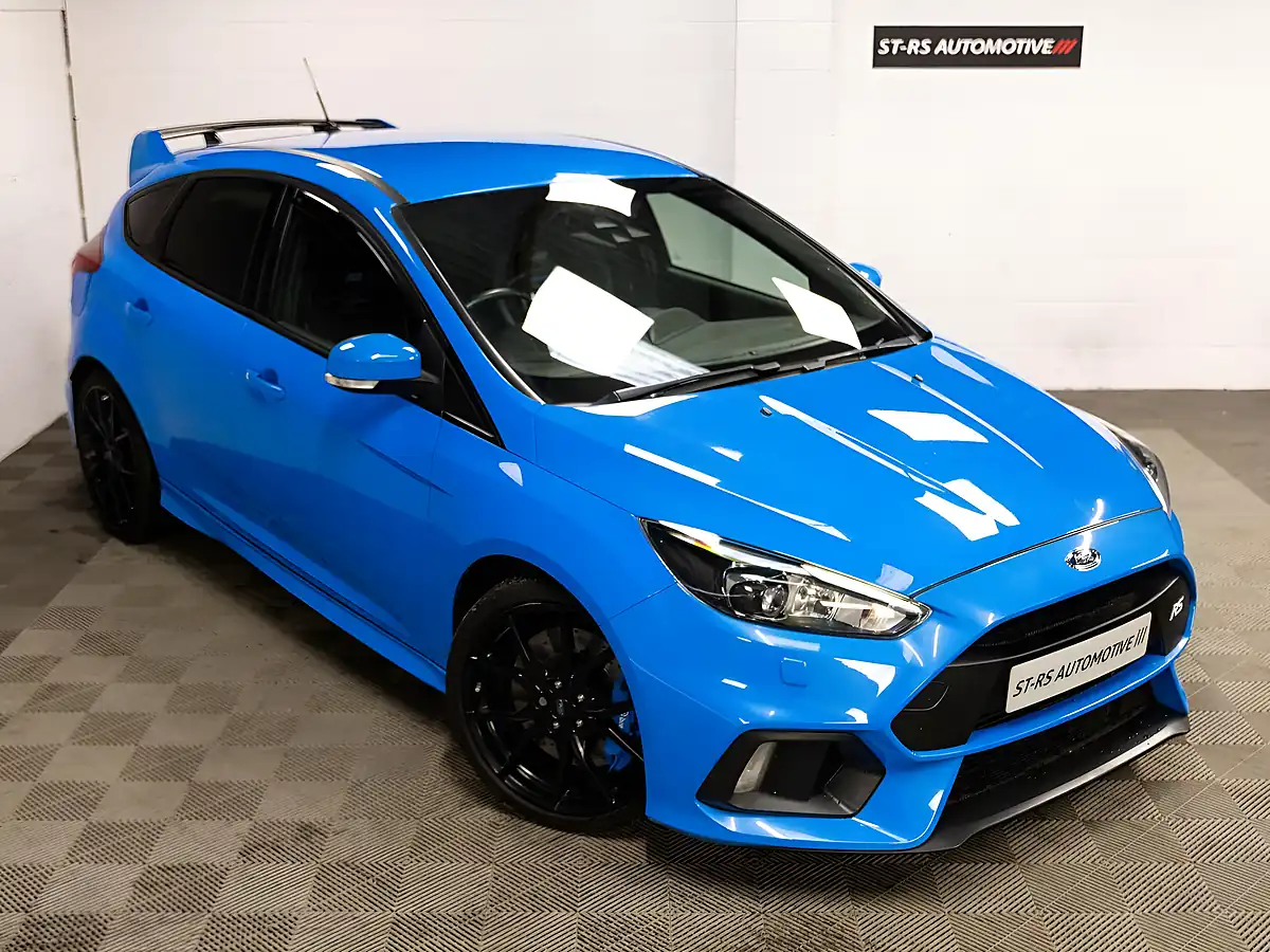 Used 2016 Ford Focus RS Nitrous Blue Metallic - Interior and Exterior details 5