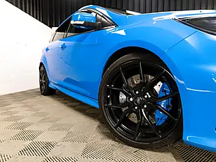 Used 2016 Ford Focus RS Nitrous Blue Metallic - Interior and Exterior details 6