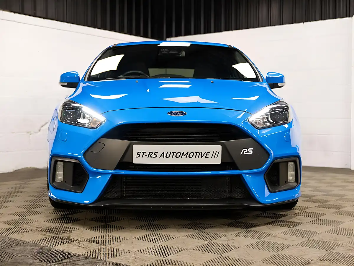 Used 2016 Ford Focus RS Nitrous Blue Metallic - Interior and Exterior details 7