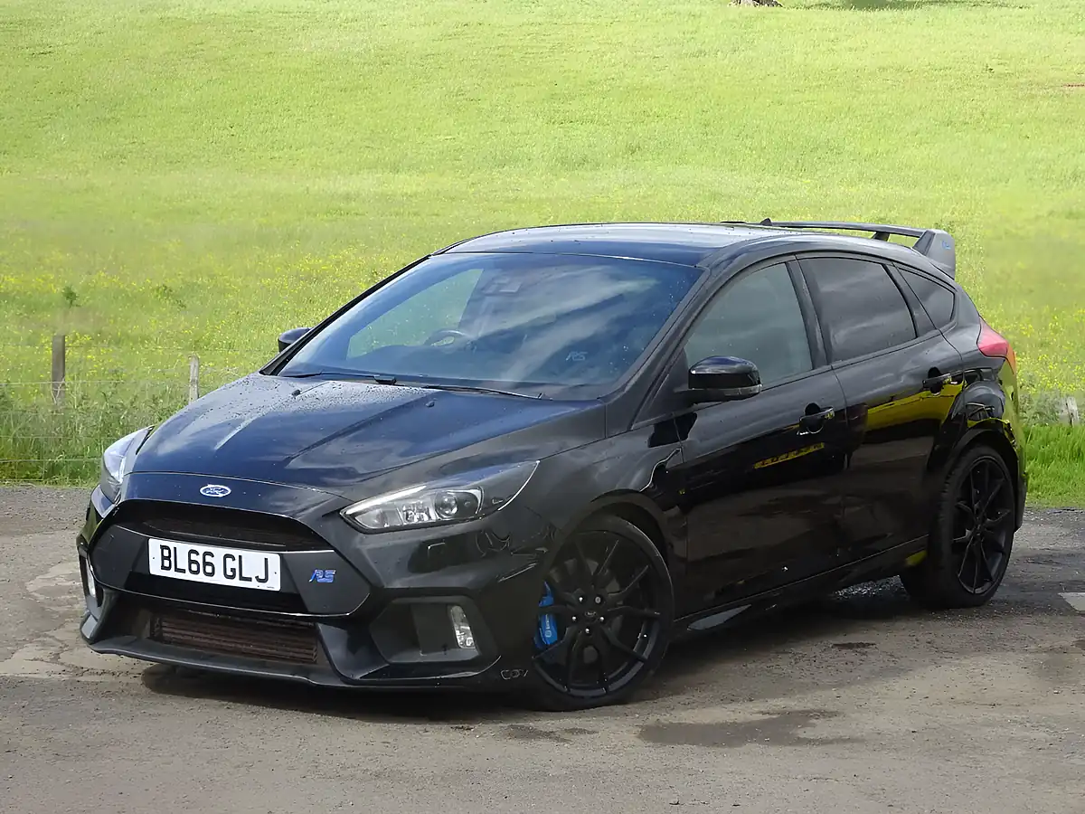 Used 2016 Ford Focus RS Shadow Black - Interior and Exterior details 11