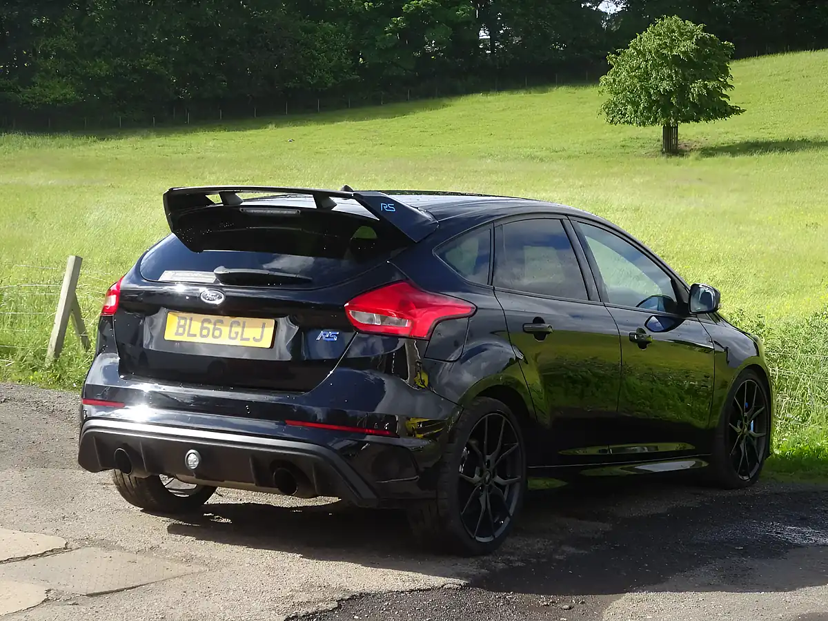 Used 2016 Ford Focus RS Shadow Black - Interior and Exterior details 18