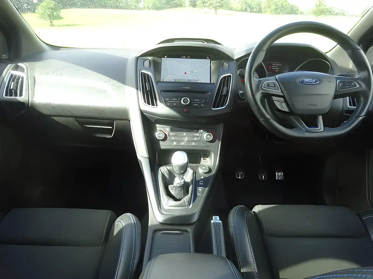 Used 2016 Ford Focus RS Shadow Black - Interior and Exterior details 20