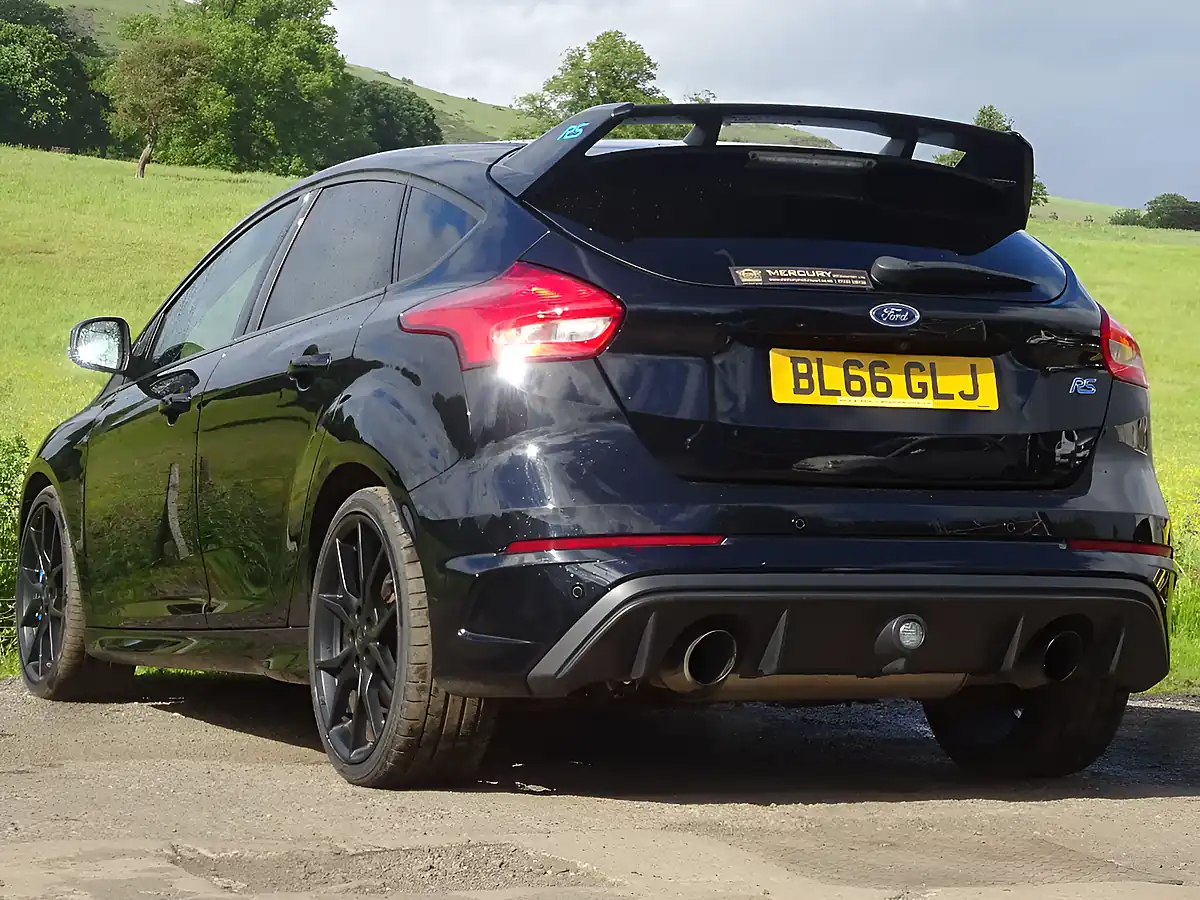 Used 2016 Ford Focus RS Shadow Black - Interior and Exterior details 3