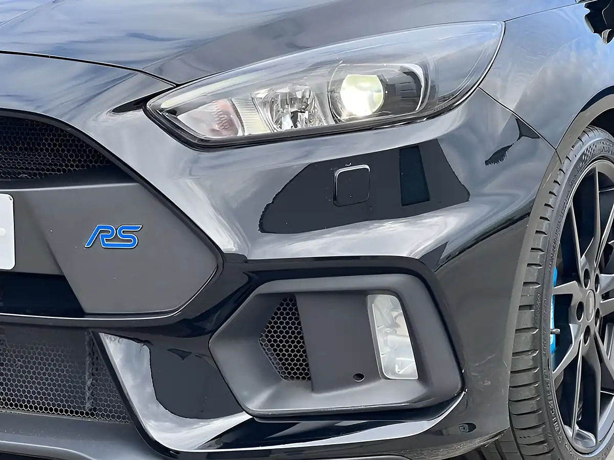 Used 2016 Ford Focus RS Shadow Black - Interior and Exterior details 18