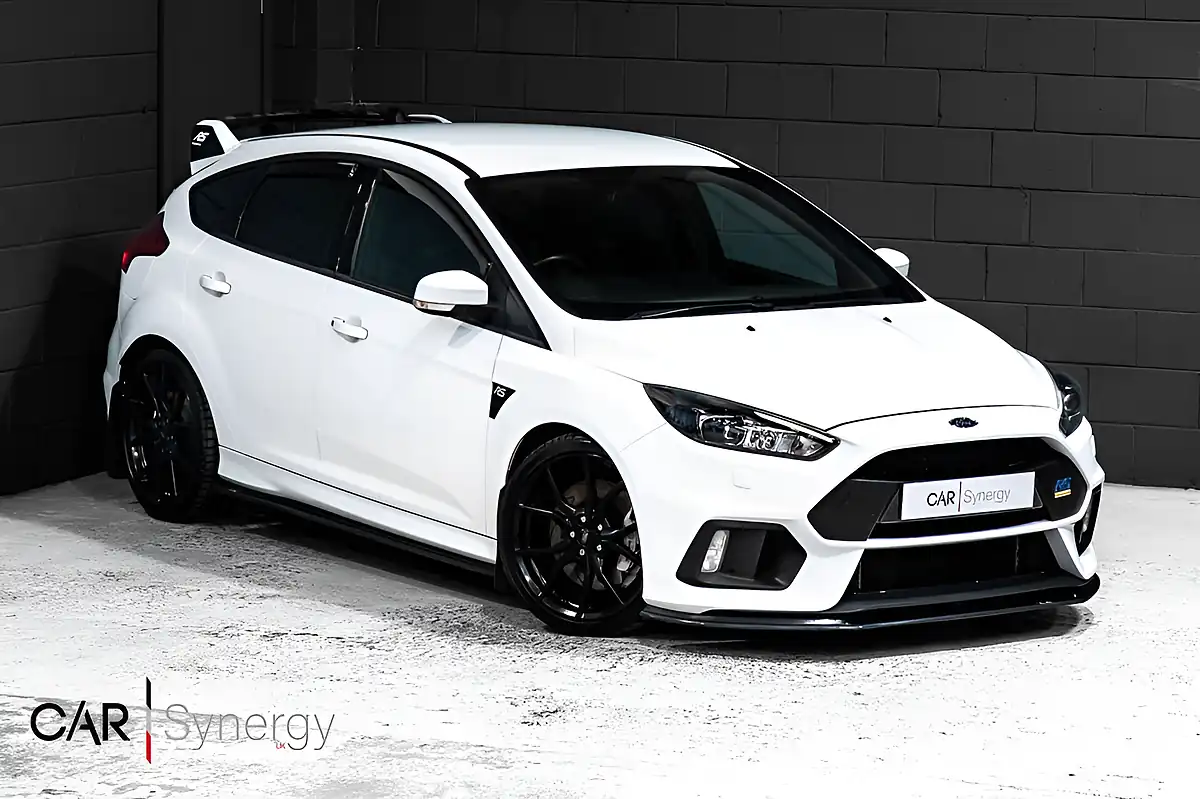 Used 2016 Ford Focus RS White - Front View