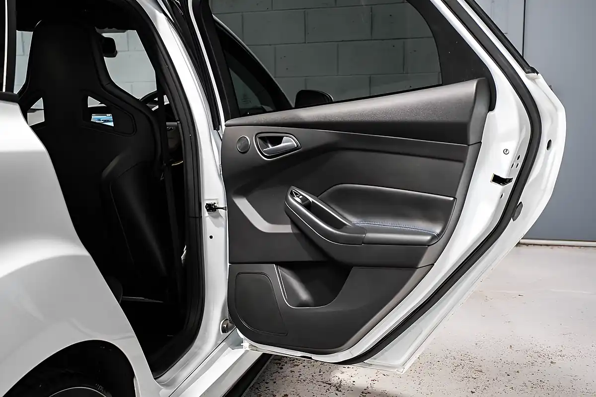 Used 2016 Ford Focus RS White - Interior and Exterior details 11
