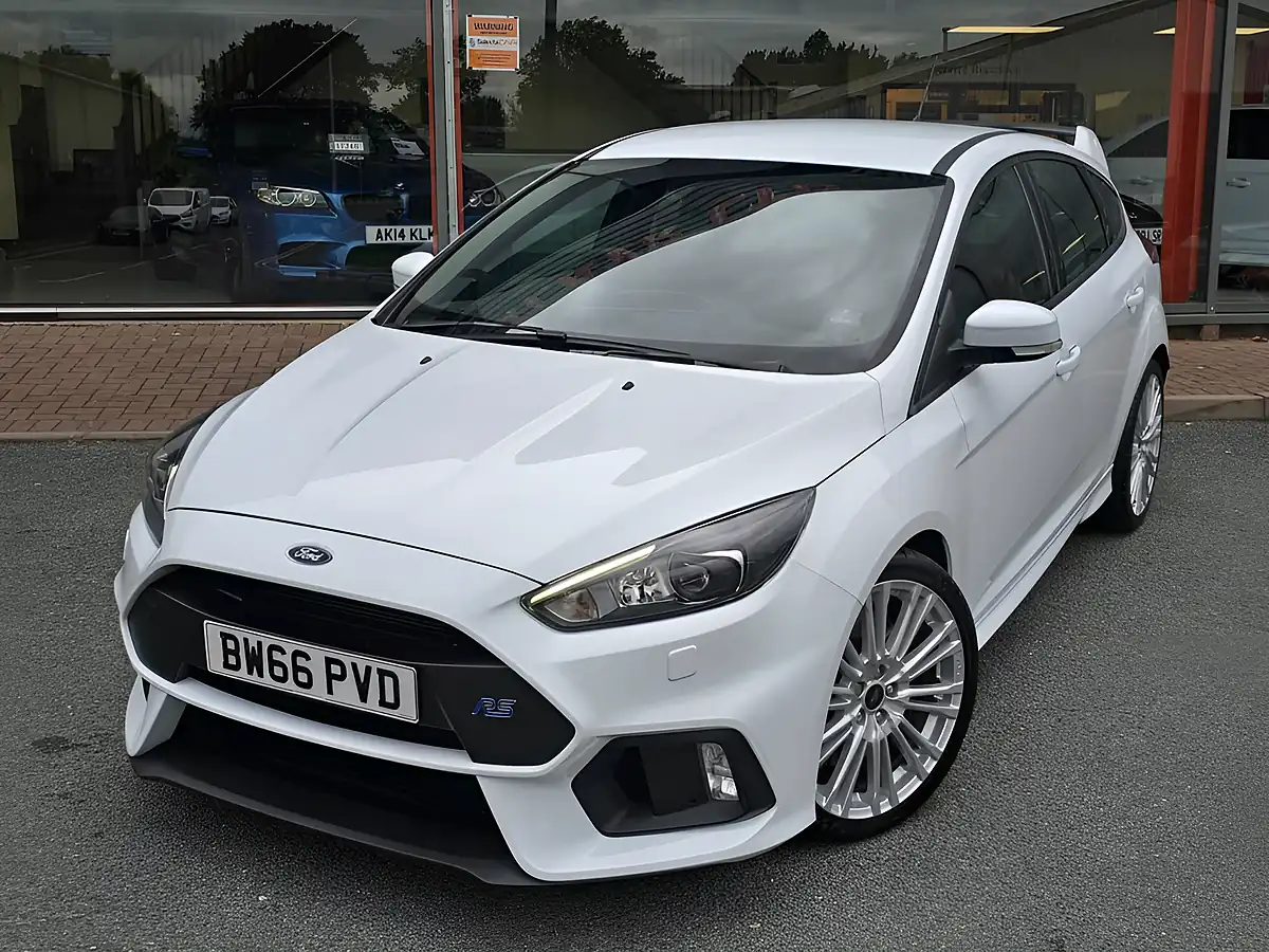 Used 2016 Ford Focus RS White - Interior and Exterior details 2
