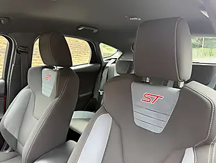 Used 2016 Ford Focus ST-1 Red - Interior and Exterior details 12