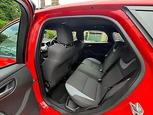 Used 2016 Ford Focus ST-1 Red - Interior and Exterior details 14