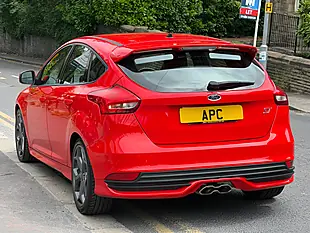 Used 2016 Ford Focus ST-1 Red - Interior and Exterior details 4
