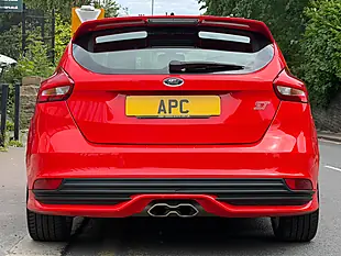 Used 2016 Ford Focus ST-1 Red - Interior and Exterior details 5