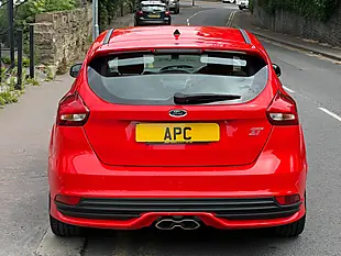 Used 2016 Ford Focus ST-1 Red - Interior and Exterior details 9