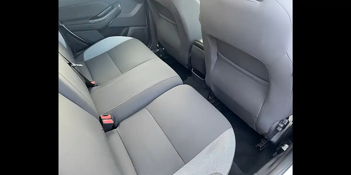Used 2016 Ford Focus ST-1 Silver - Interior and Exterior details 13