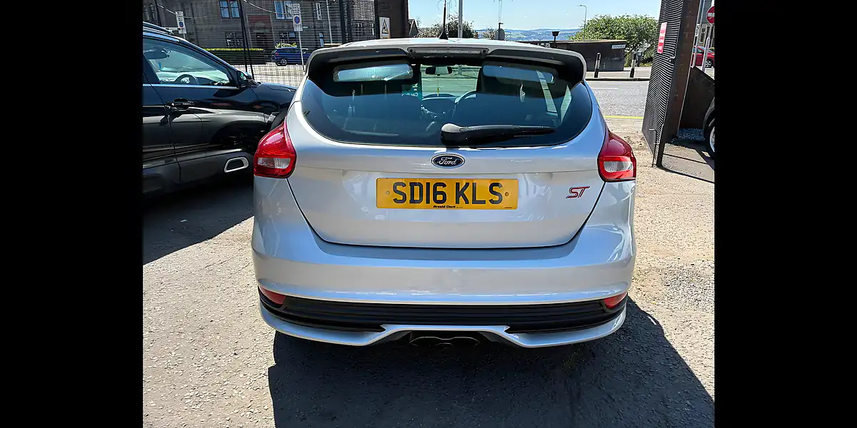 Used 2016 Ford Focus ST-1 Silver - Interior and Exterior details 5