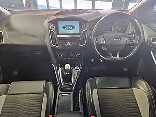 Used 2016 Ford Focus ST-2 Black - Interior and Exterior details 10
