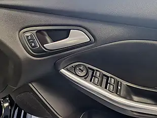 Used 2016 Ford Focus ST-2 Black - Interior and Exterior details 16