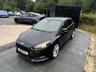 Used 2016 Ford Focus ST-2 Black - Interior and Exterior details 20