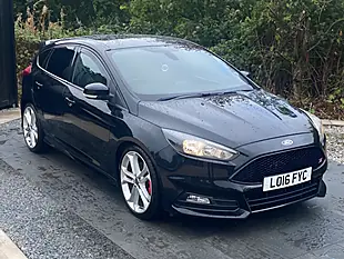 Used 2016 Ford Focus ST-2 Black - Interior and Exterior details 5