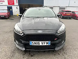 Used 2016 Ford Focus ST-2 Black - Interior and Exterior details 2