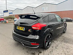Used 2016 Ford Focus ST-2 Black - Interior and Exterior details 5