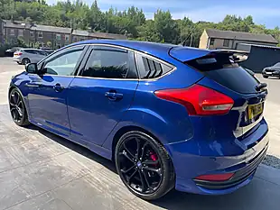Used 2016 Ford Focus ST-2 Blue - Interior and Exterior details 12