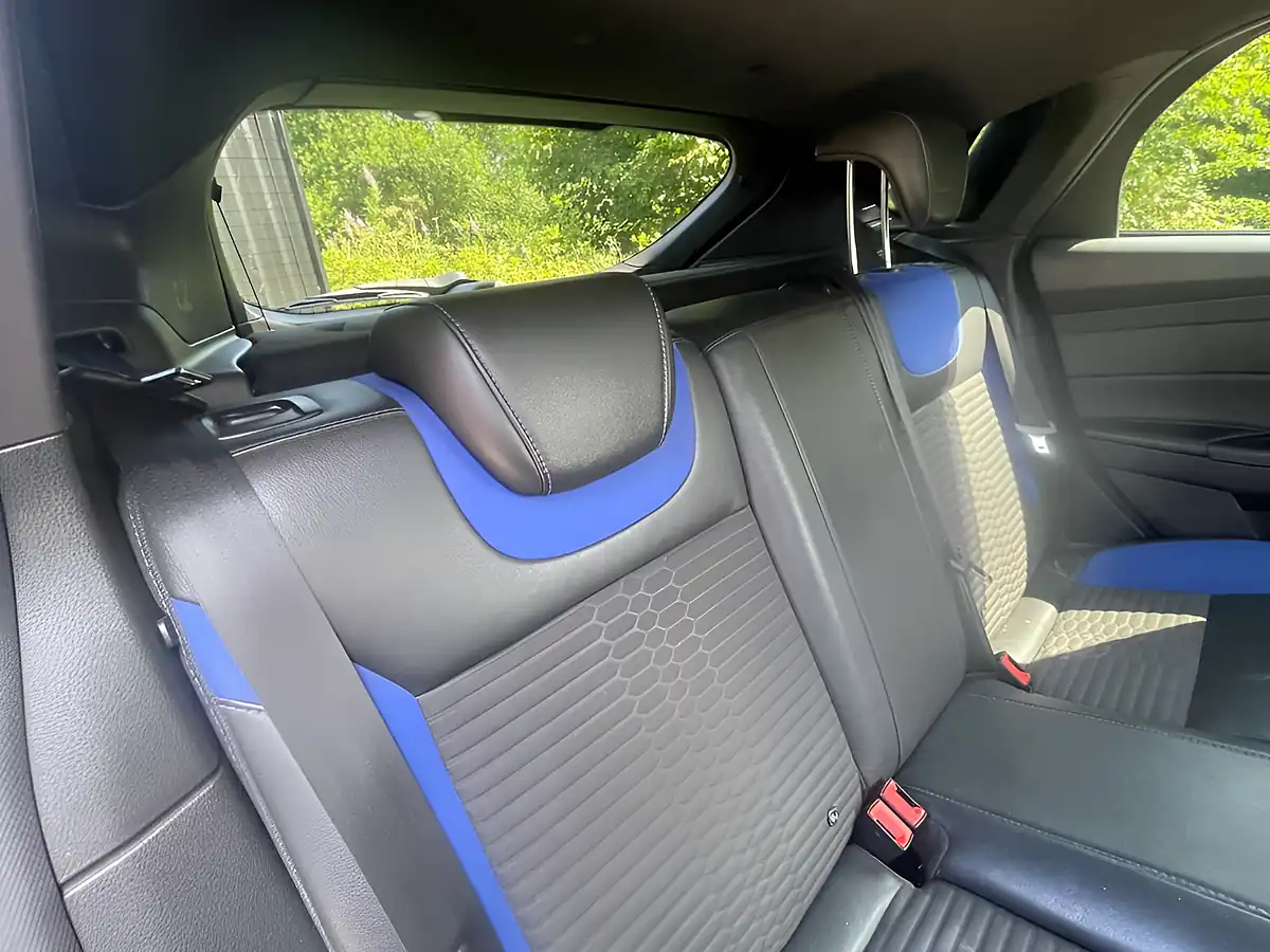 Used 2016 Ford Focus ST-2 Blue - Interior and Exterior details 6