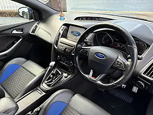 Used 2016 Ford Focus ST-2 Blue - Interior and Exterior details 11