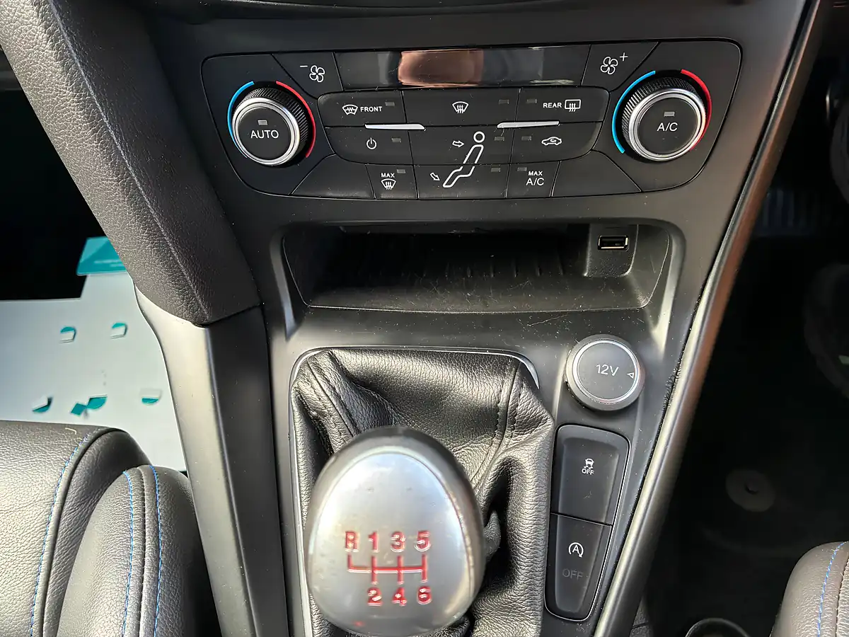 Used 2016 Ford Focus ST-2 Blue - Interior and Exterior details 12