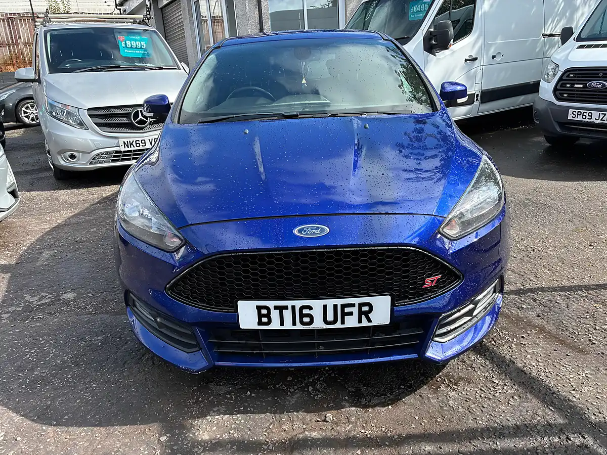 Used 2016 Ford Focus ST-2 Blue - Interior and Exterior details 3