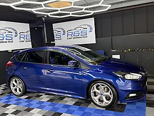 Used 2016 Ford Focus ST-2 Blue - Interior and Exterior details 2