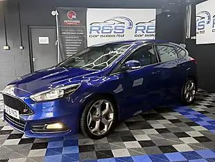 Used 2016 Ford Focus ST-2 Blue - Interior and Exterior details 8
