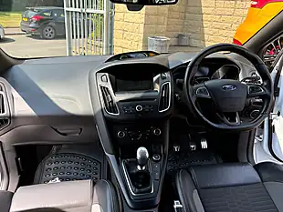 Used 2016 Ford Focus ST-2 White - Interior and Exterior details 11
