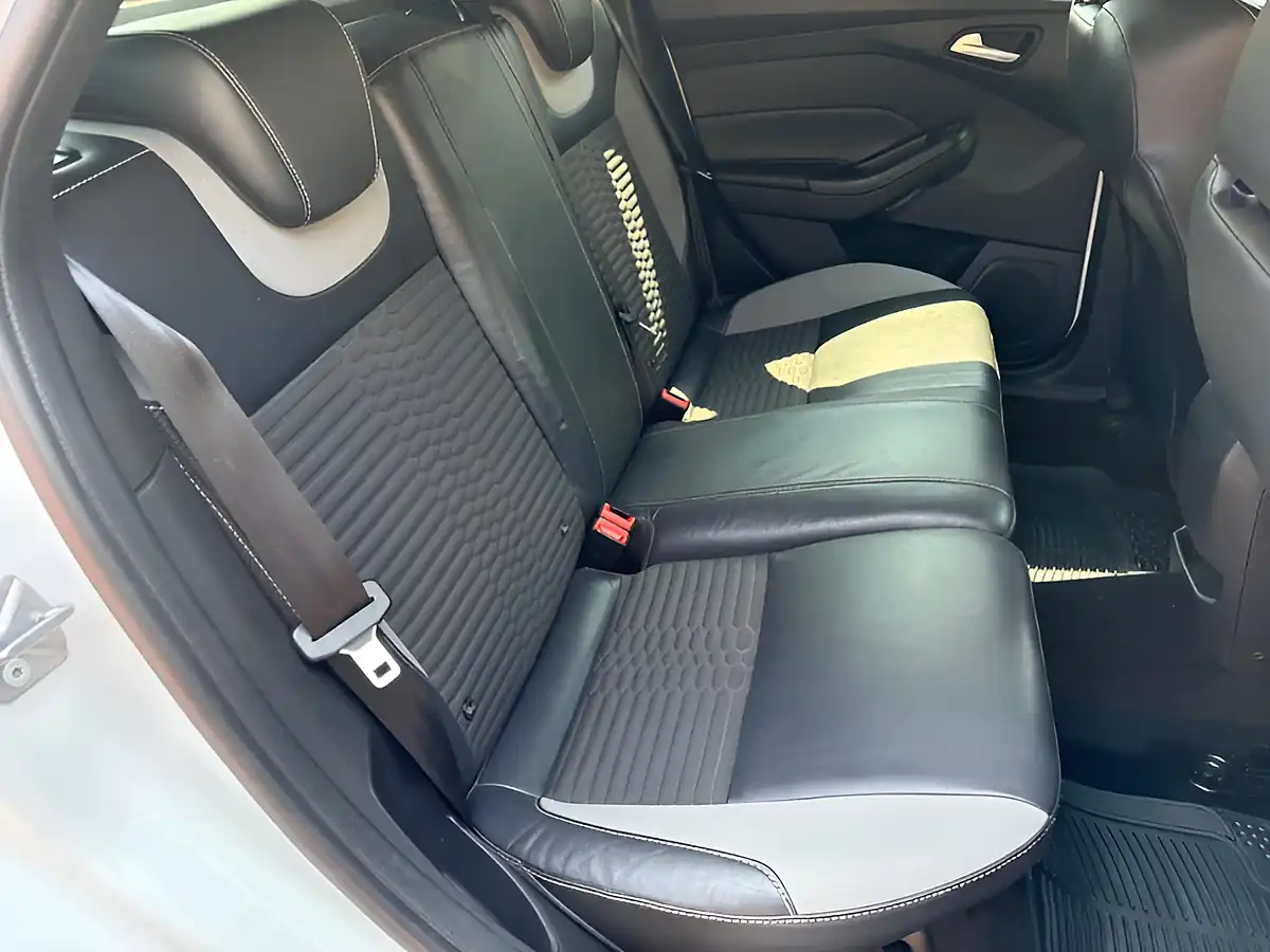 Used 2016 Ford Focus ST-2 White - Interior and Exterior details 13