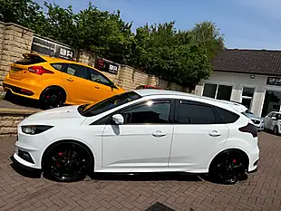 Used 2016 Ford Focus ST-2 White - Interior and Exterior details 6